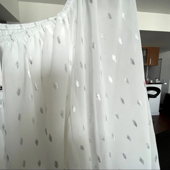 Dress midi large sleeves shoulders size 16 white silver NWT - Picture 2 of 4